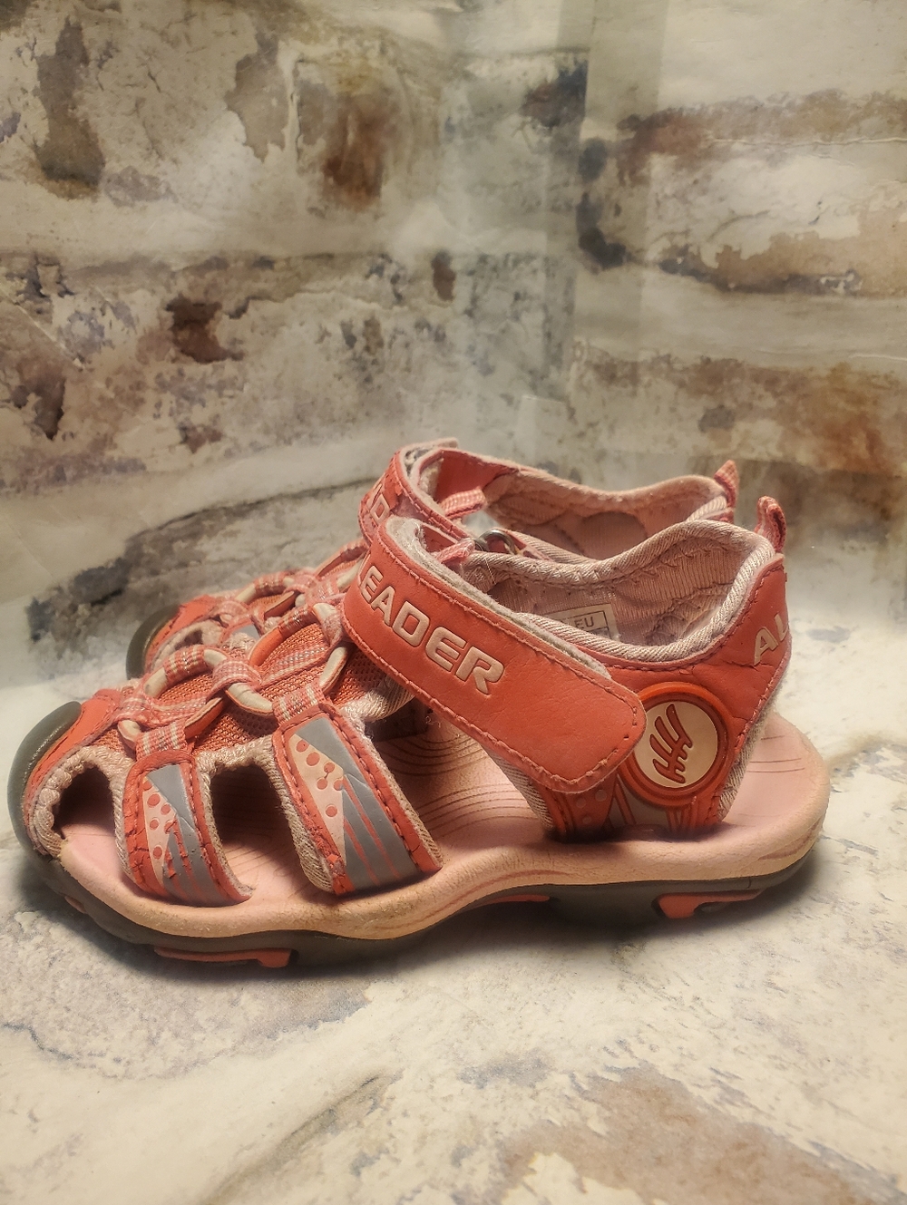 Aleader Toddler Girls  Sport Water Hiking Sandals US 9/ EU 26 Pink/Grey